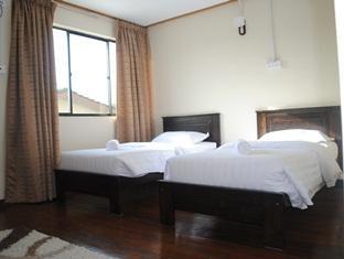 Putra Putri Lodge Kangar Ngoại thất bức ảnh